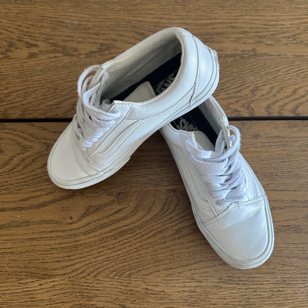 White Vans Old Skool - image 3